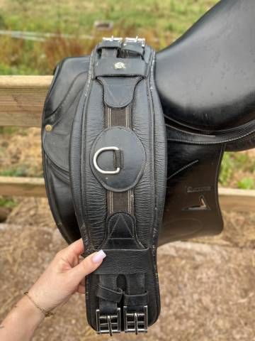 Selle de dressage darroze