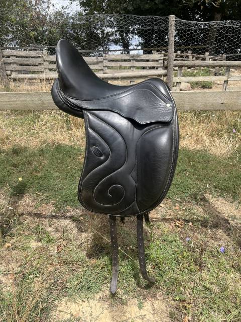 Selle dressage g.lou