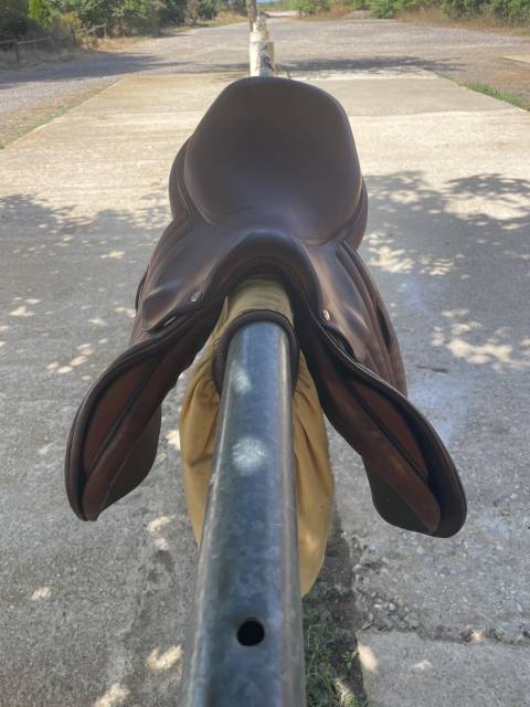 Selle butet 17,5 pouces 