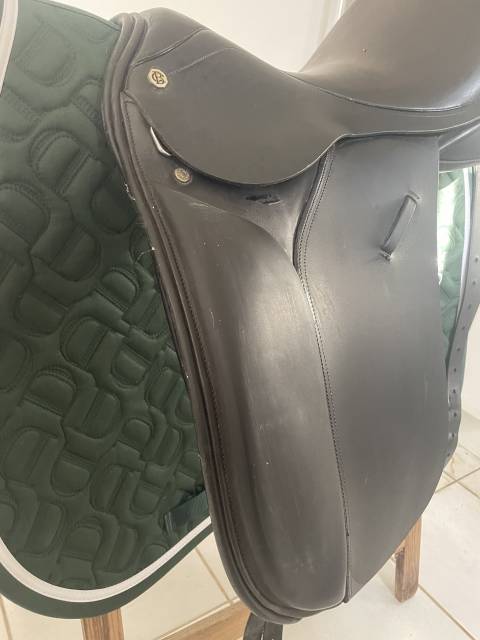 Selle dressage barnsby 17,5