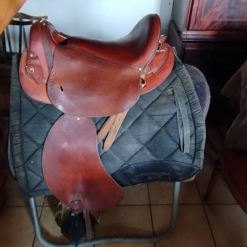 Selle jms modèle escapade