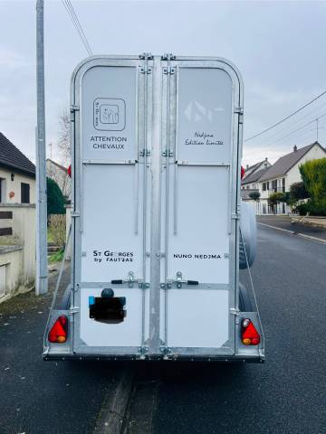 Van fautras une place et demi
