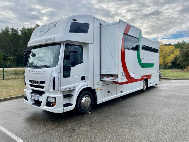 Iveco eurocargo 160e28 stx pop out