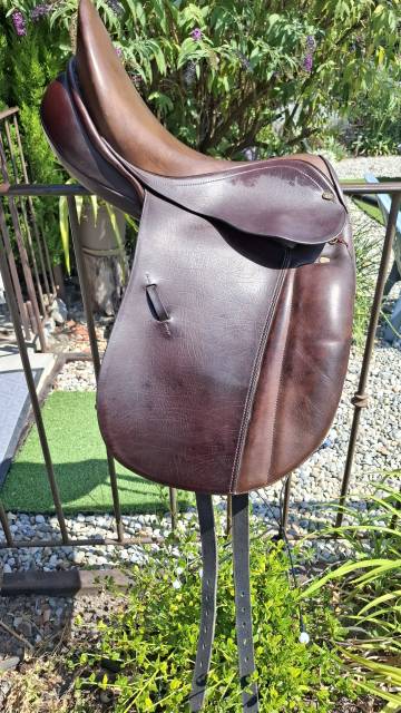 Selle dressage ctd révolution 17.5