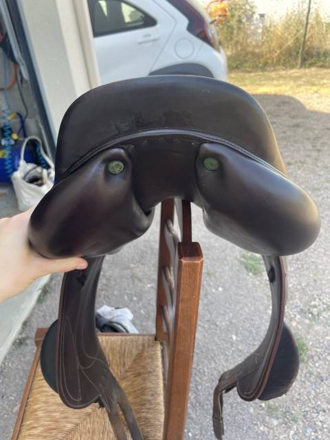 ? à vendre – selle devoucoux chiberta 2012 ?