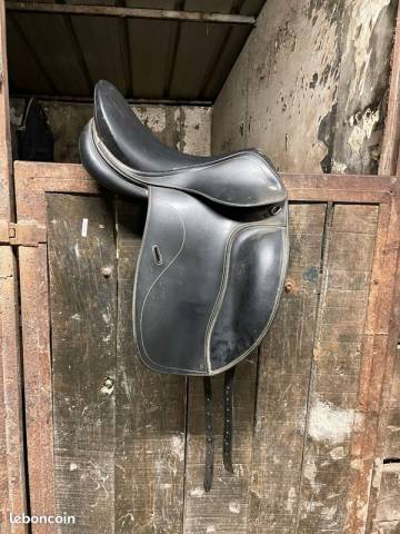 Selle tekna dressage 17.5 noire