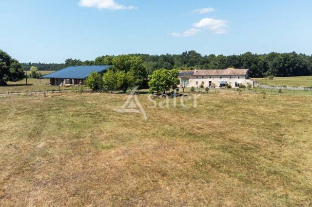 Propriété chevaux de loisirs sur 6 hectares