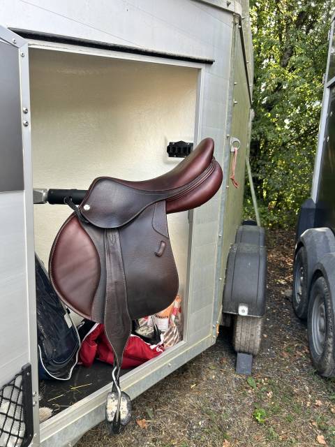 A vendre : selle cwd se01 - 17,5