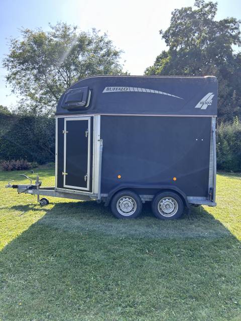 Van henra à vendre