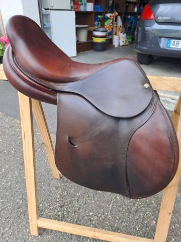 Selle delgrange en bon état