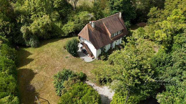 Tourgeville - emplacement exceptionnel : jolie maison dans la ca