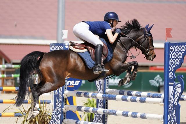 Ponette de sport à louer 