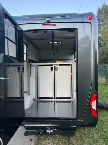 Camion 2 chevaux stx