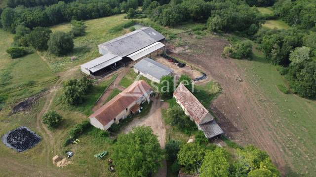 Exploitation bio en bovins lait sur 54ha, proche lalinde