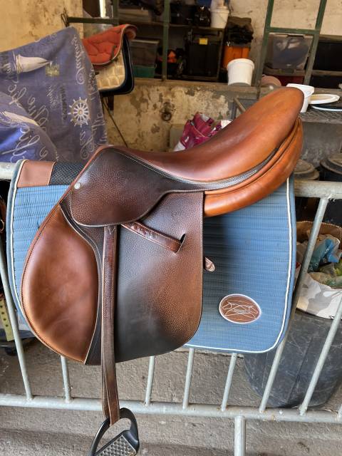 Vends selle butet plate cso