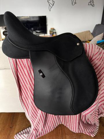 Selle 2025 neuve 16,5