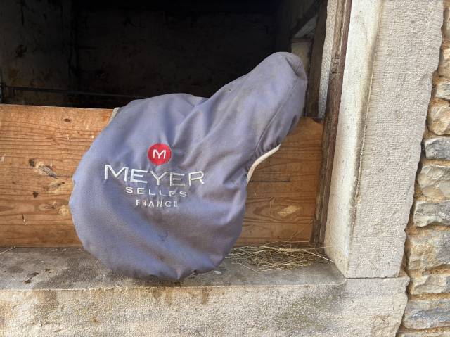 Selle meyer 17,5 bon état