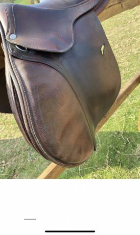 Selle antares très bon état 17,5