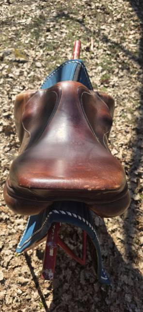 Selle antares de 2014, taille 17