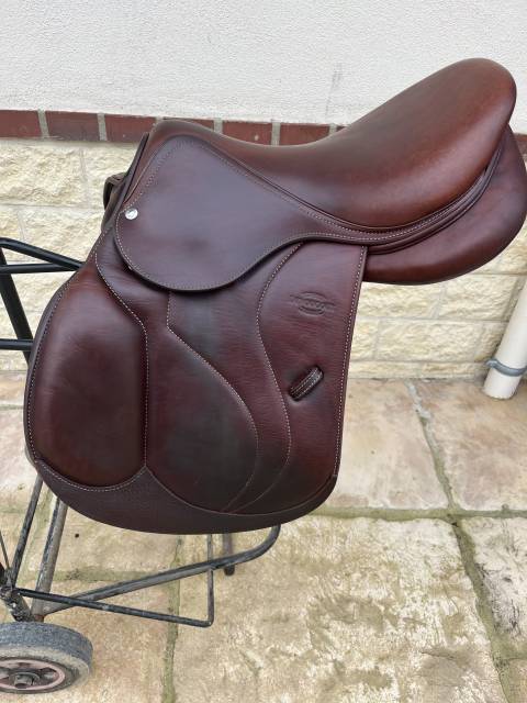 Selle devoucoux double veau 16,5