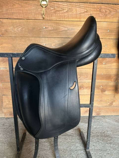 Selle équipe dressage emporio 16