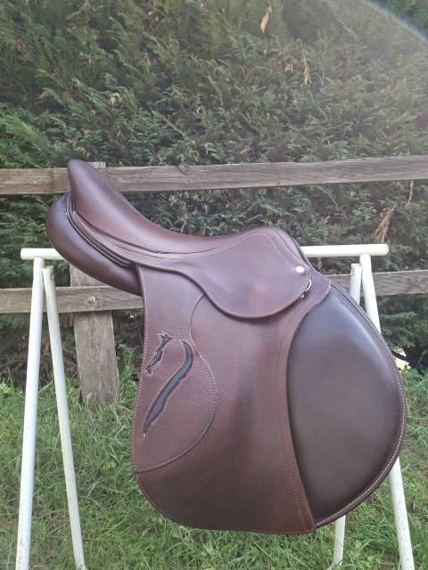 Selle antares 17 pouces