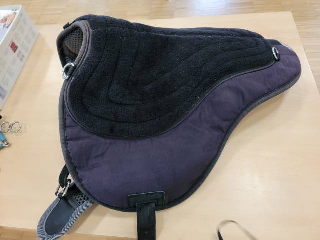 Selle pad monte à cru