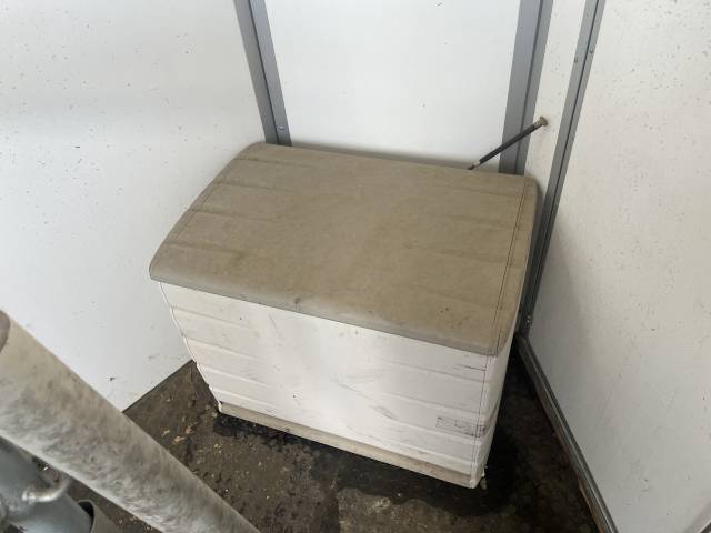 Van 2 places cheval liberté