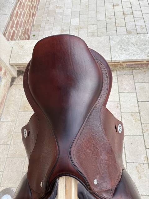 Selle meyer parfait état 18 pouces