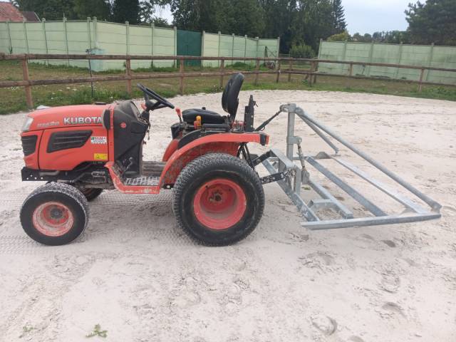 Vends kubota carriere 