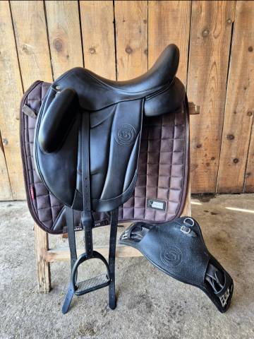 Selle de dressage forestier aachen ii – 2021 – 16,5