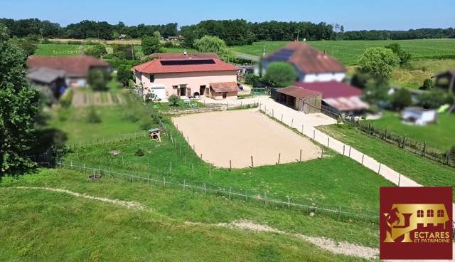 Maison et 3,6 hectares attenants