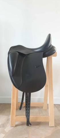 Selle de dressage zaldi 17,5