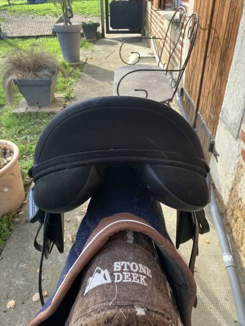 Selle thorowgood t4 compact gp 17,5 pouces 