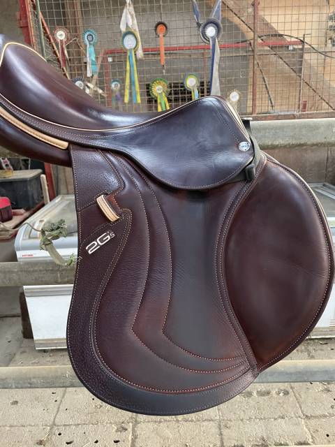 Vends selle cwd modèle 2gs mademoiselle de 2024