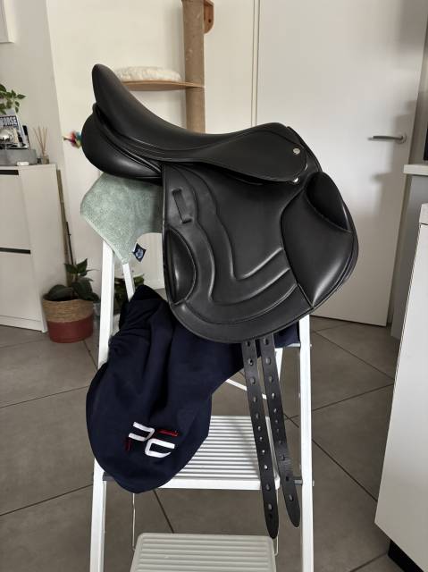 Selle cross premier equine 16,5