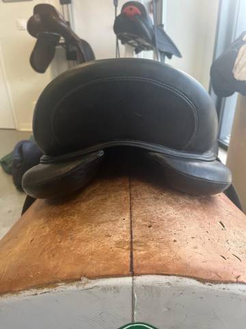 Selle dressage devoucoux