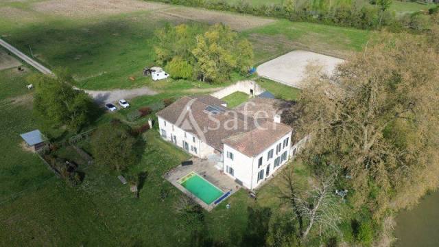 Rive droite bordeaux - propriété de caractere pour amoureux de