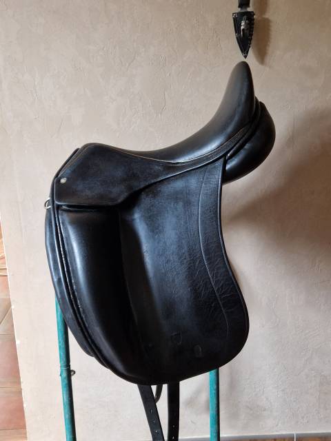 Selle de dressage childeric 