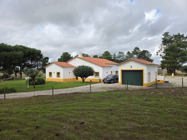 Ferme equestre – 6,3 hectares près de lisbonne