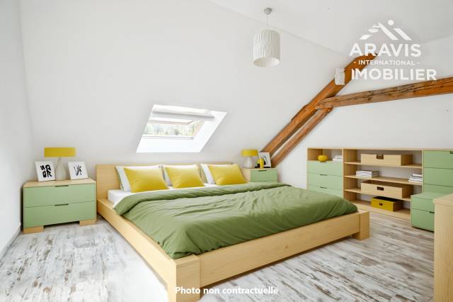 Maison mitoyenne de 194 m2 et son chalet de 20m²