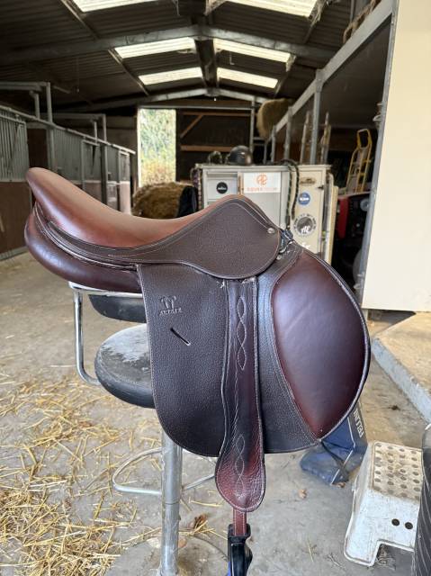 Selle antarès 17,5pouces