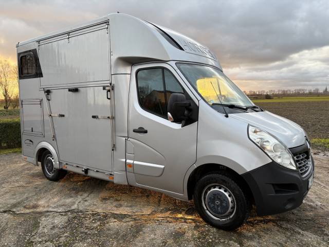 Renault master