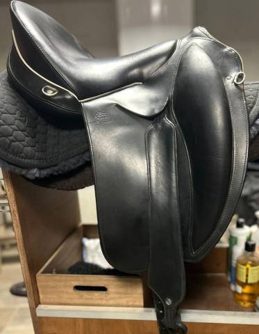 Selle dressage gaston mercier doline 2
