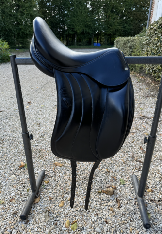 Selle de dressage devoucoux milady
