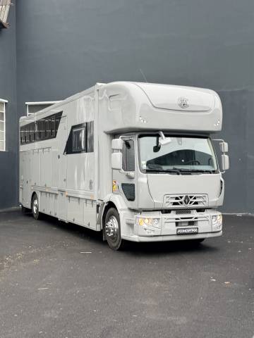 Camion chevaux 7 places home car