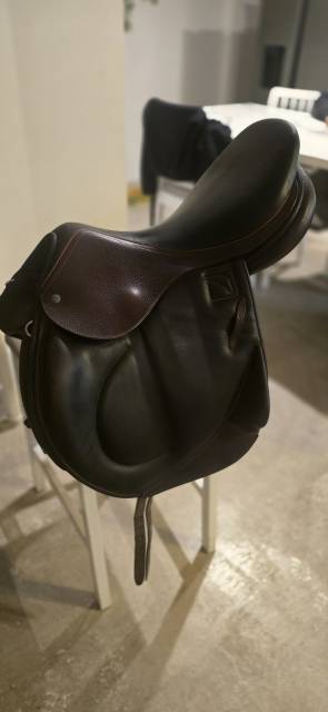 Selle monoquartier childeric