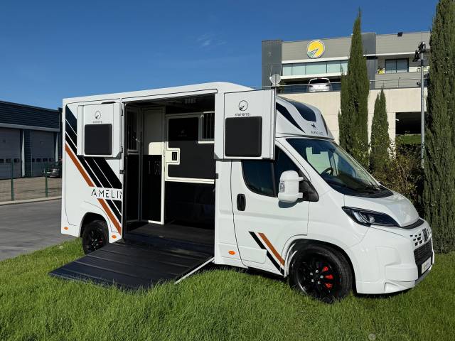 Ameline haras - 3 passagers - 2 chevaux - fiat ducato