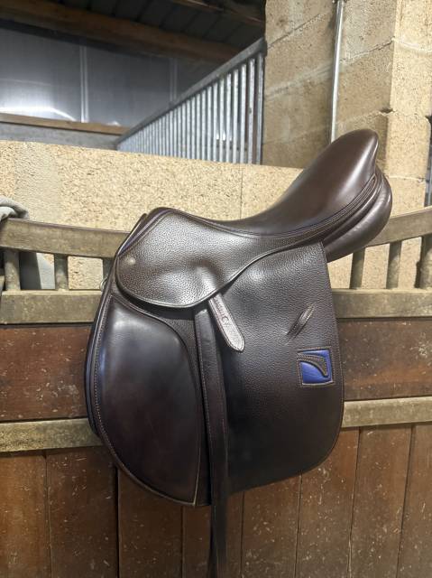 Selle de saut childeric 17,5” 2018