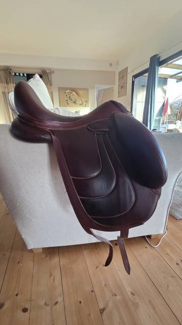 Selle de dressage harmony devoucoux 
